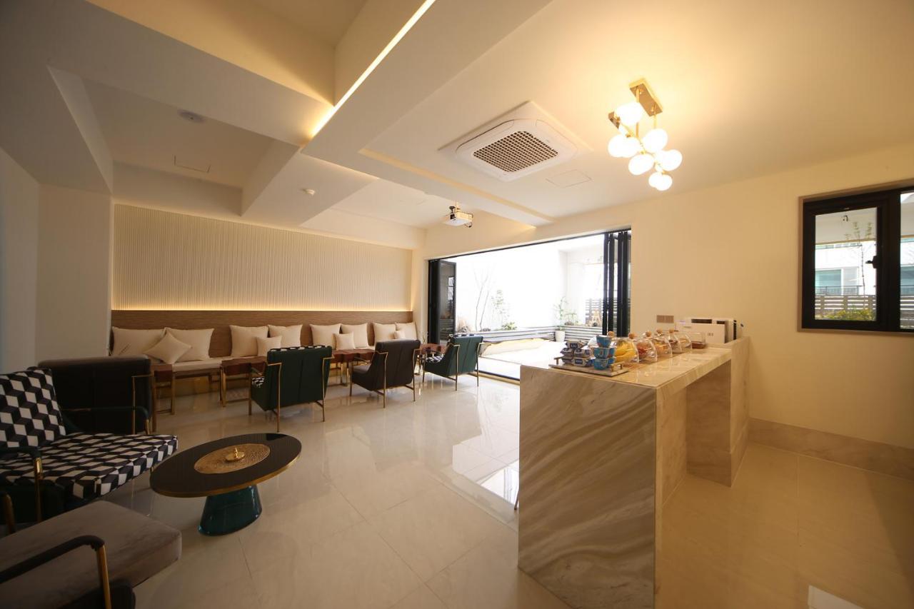 Denbasta Signature Hotel Busan Exterior photo