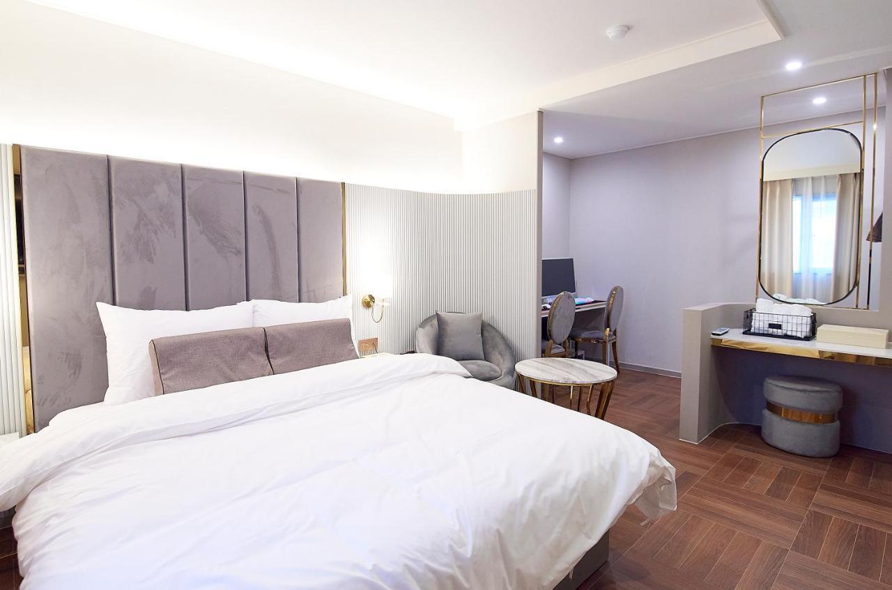 Denbasta Signature Hotel Busan Exterior photo